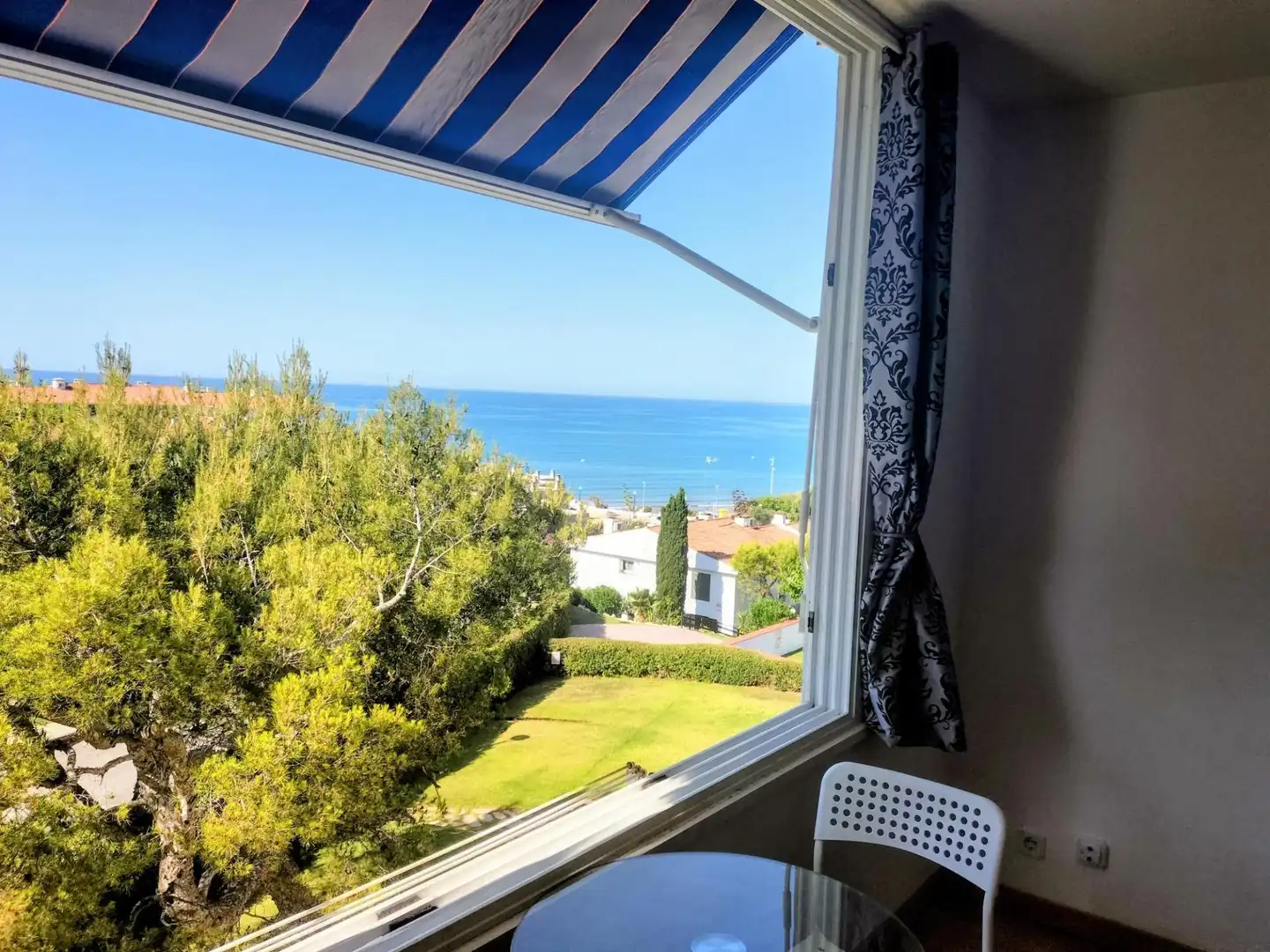 Terrasse von Wohnung zum Verkauf in Sitges mit Privatgarten und Gemeinschaftspool