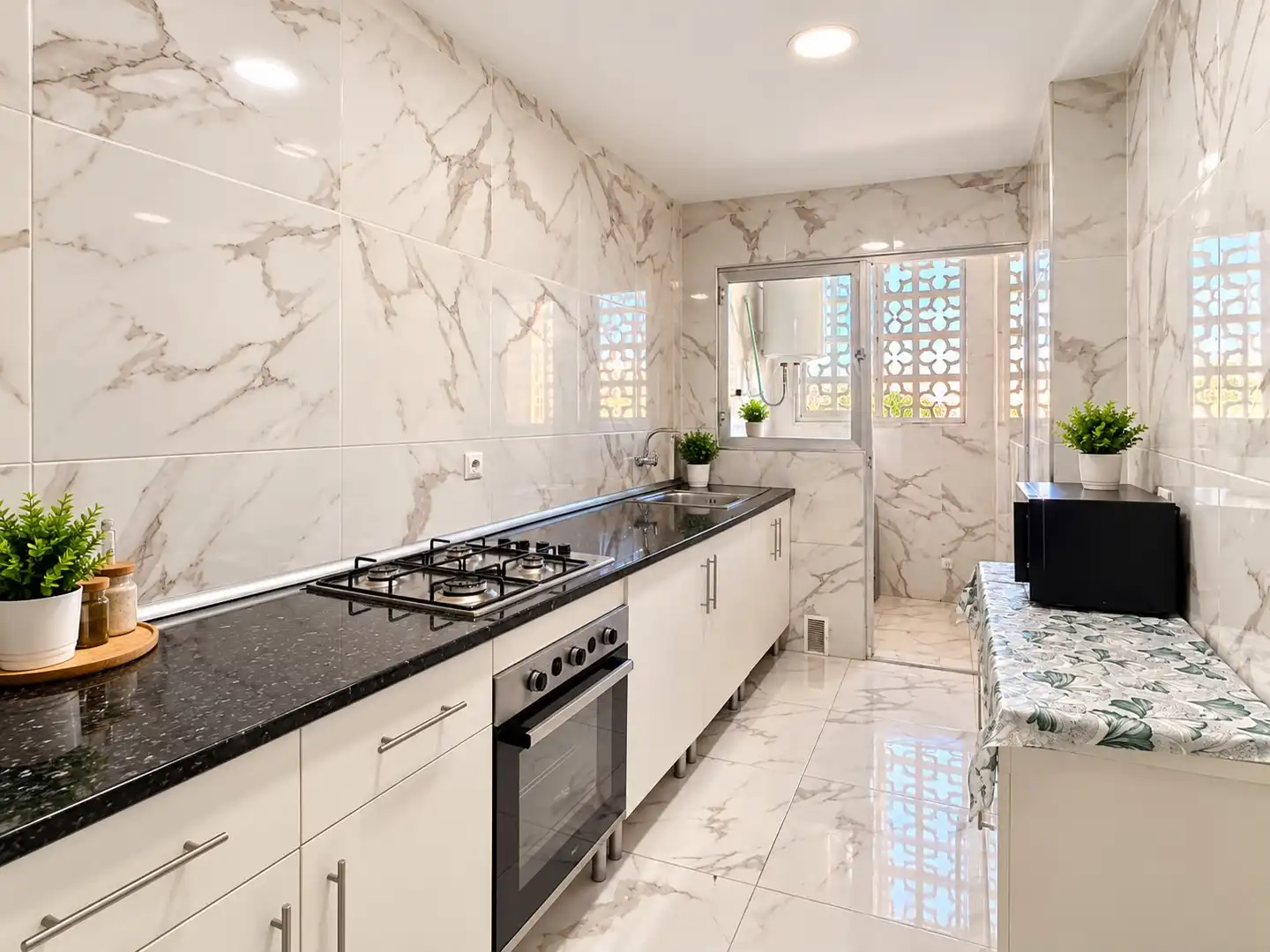 Cocina de Piso en venta en Bailén - Miraflores