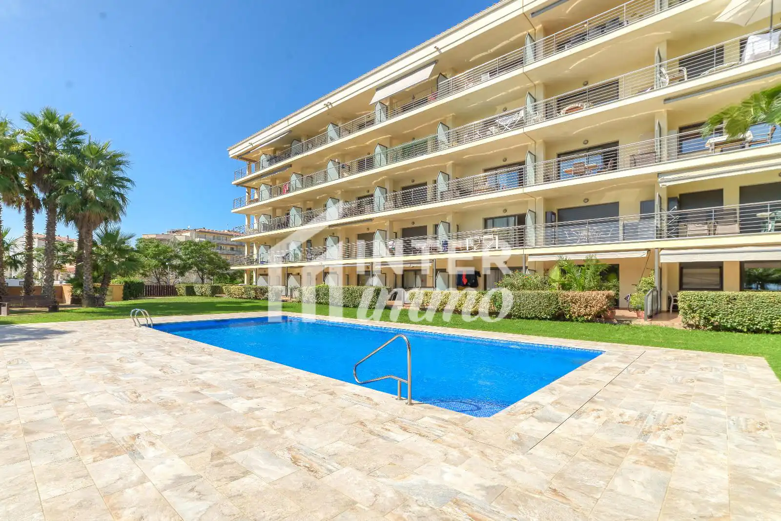 Mini appartamento con piscina in vendita a Paseo Maritim 39, imagen 4