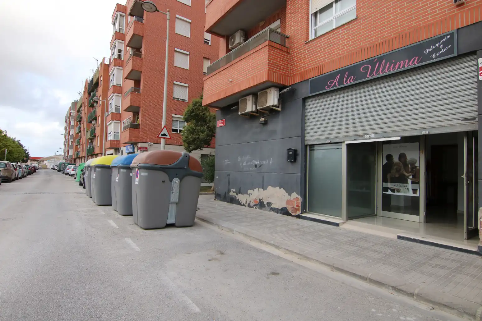 Exterior view of Commercial properties for rent in Paiporta