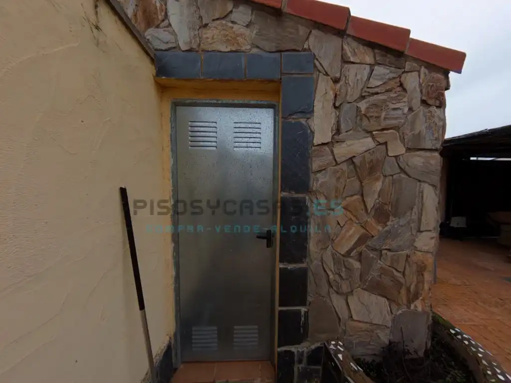 Houses for sale in San Mateo de Gállego  with Air Conditioner, Private garden and Terrace