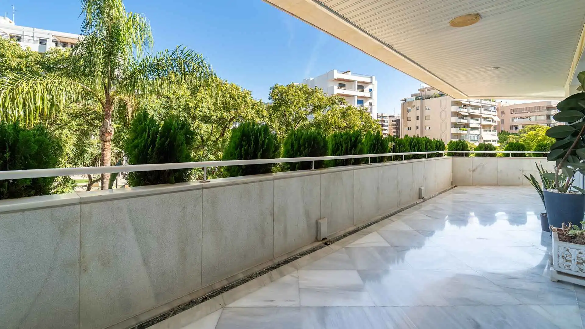 Terraza de Apartamento en venta en Marbella con Aire acondicionado, Terraza y Trastero