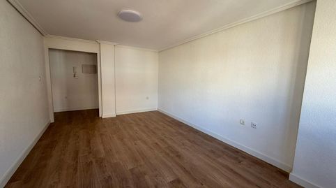 Foto 2 de Apartament en venda a Yecla, Murcia