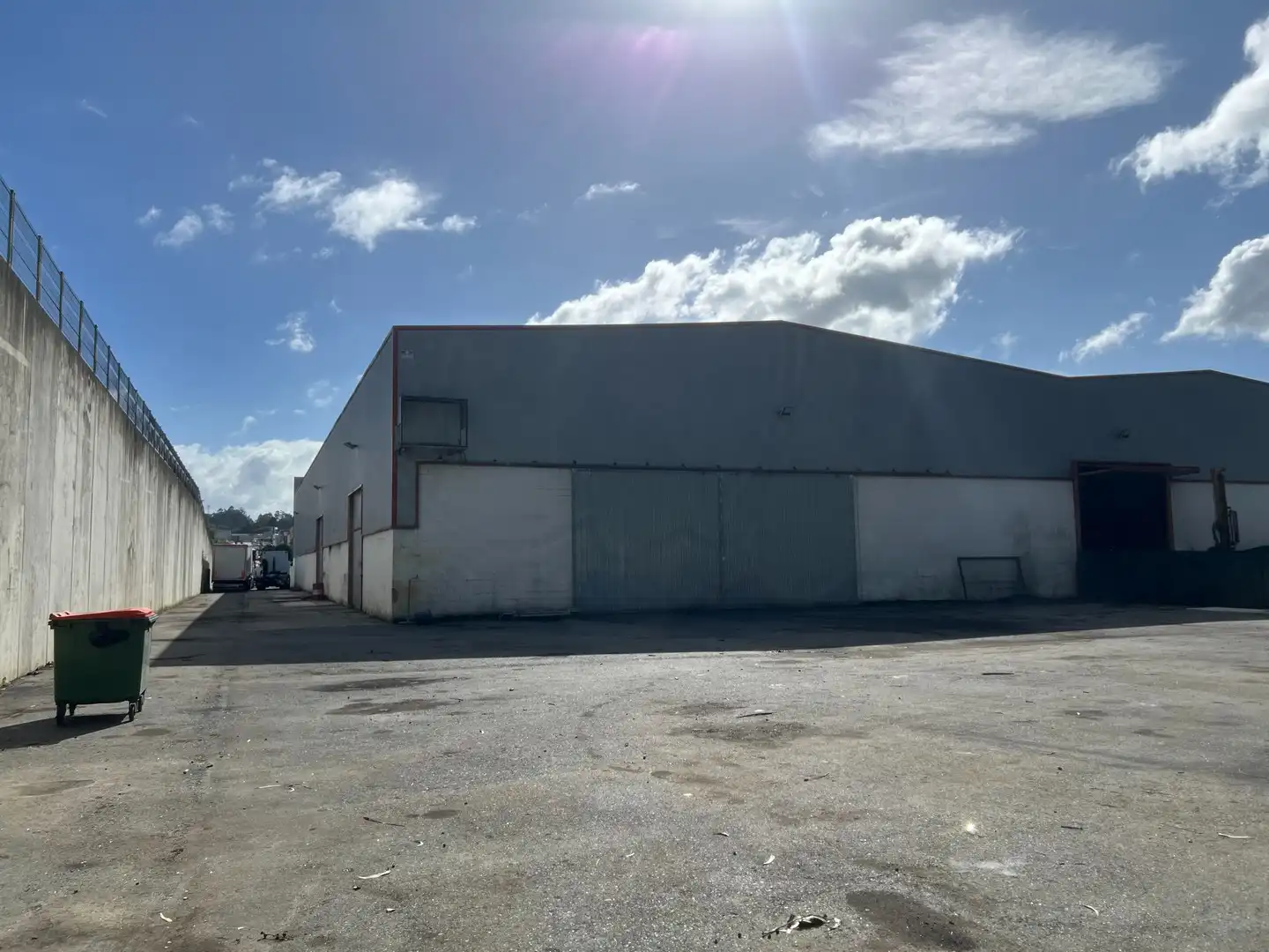 Vista exterior de Nave industrial de alquiler en Cambre , A Coruña