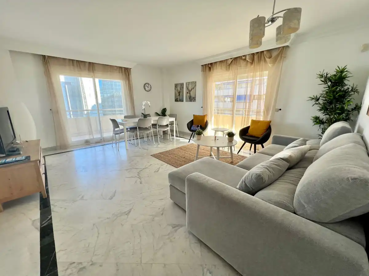Apartament amb piscina en venda a JOSE SARAMAGO-PTO BANUS 1, imagen 3