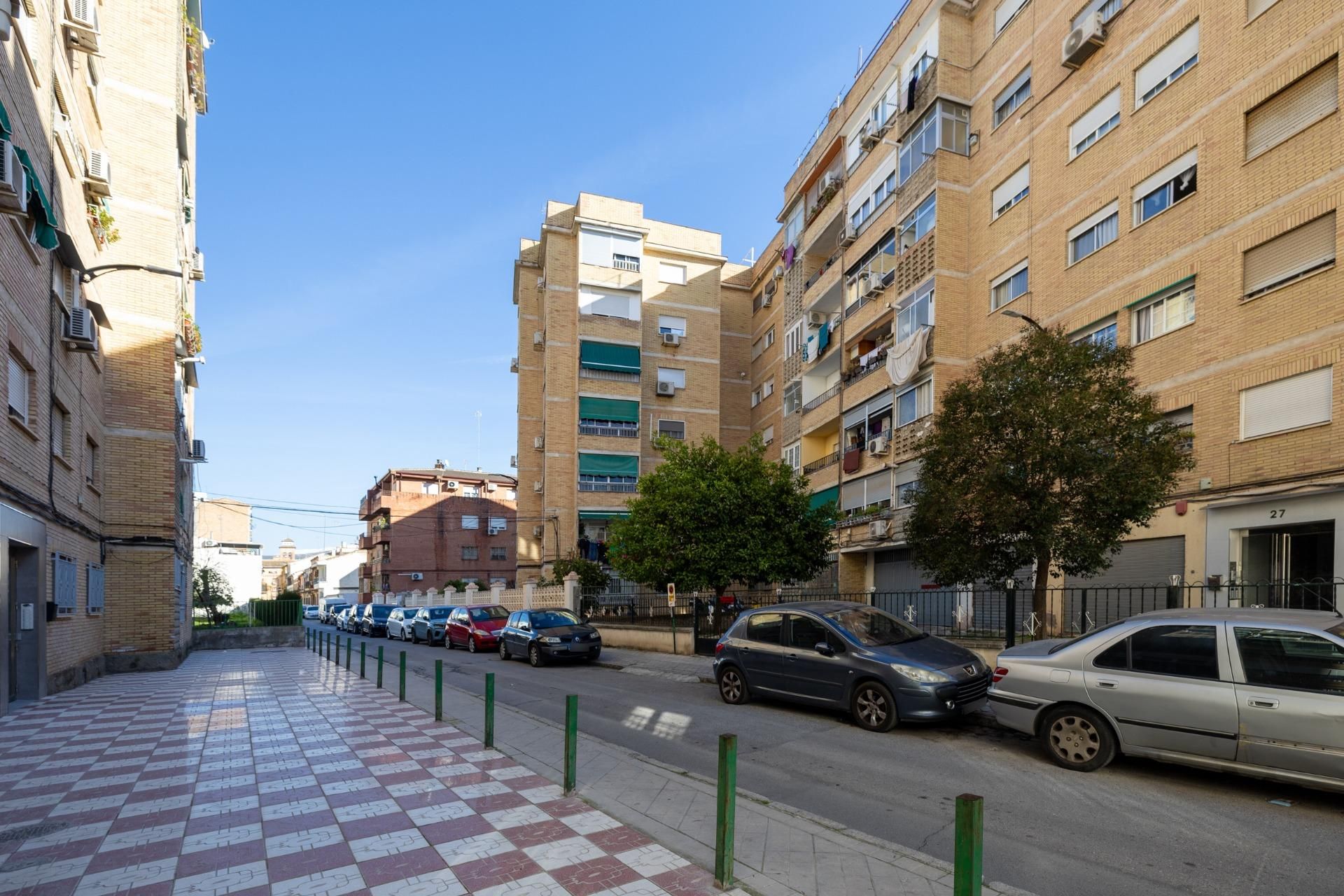 Vista exterior de Planta baja en venta en  Granada Capital