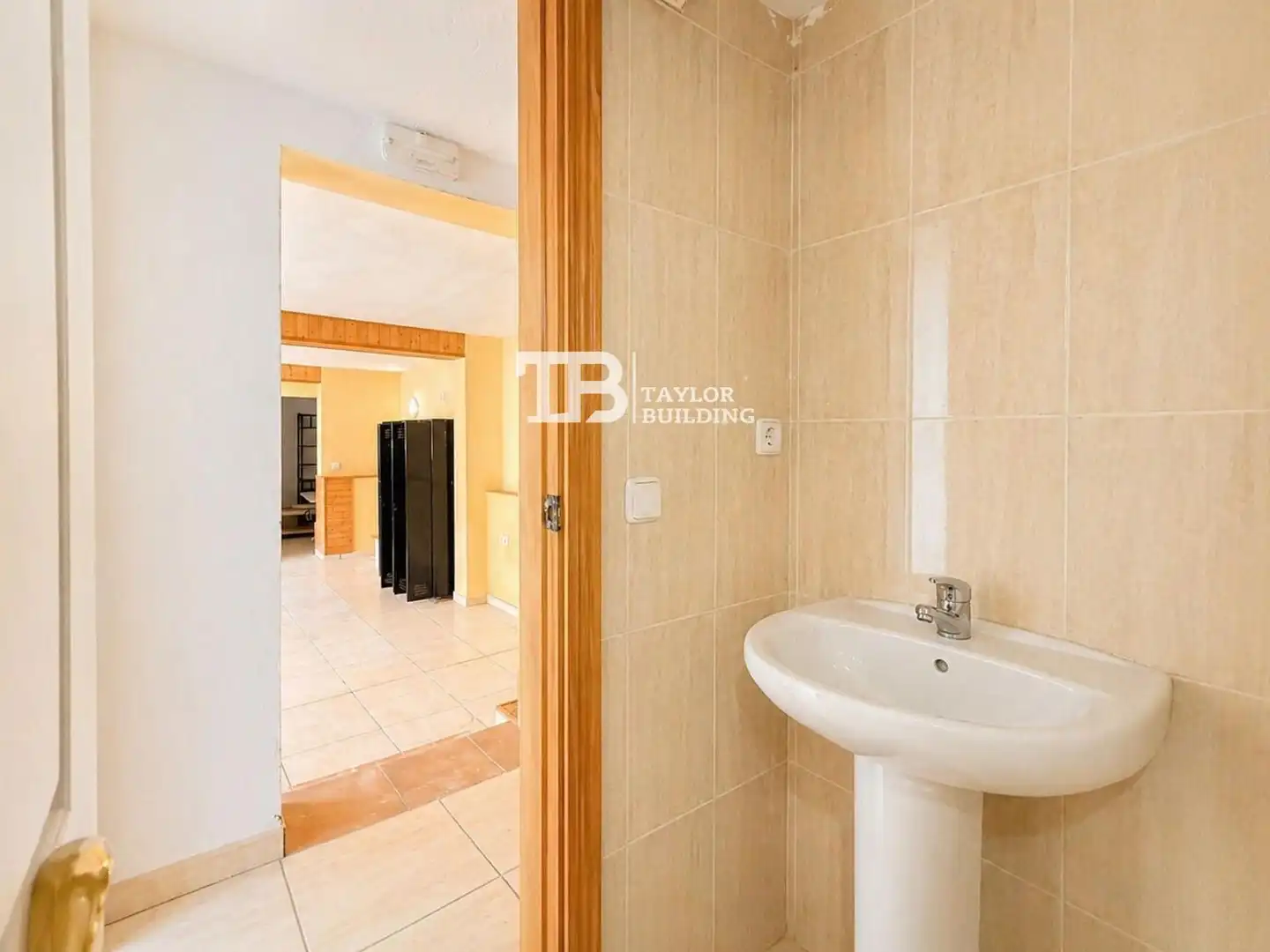 Bathroom of Commercial properties for sale in Calvià