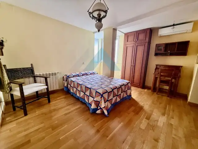 Habitación de Piso en venta en Alcalá de Henares con Aire acondicionado, Calefacción y Parquet