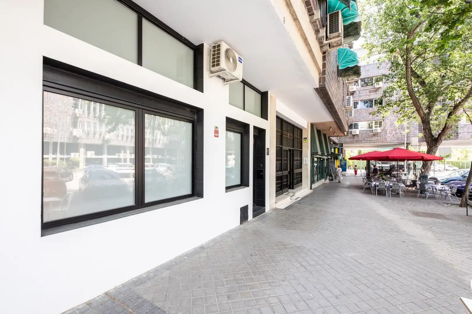 Vista exterior de Estudio de alquiler en Madrid con Amueblado y Alarma