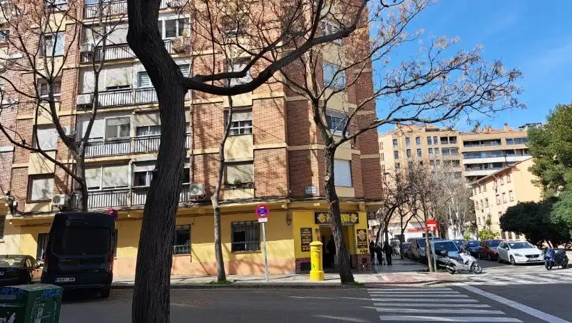 Außenansicht von Geschaftsraum zur Miete in Zaragoza
