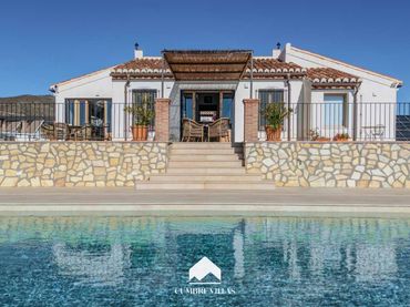 House with garden for sale in Cotobro