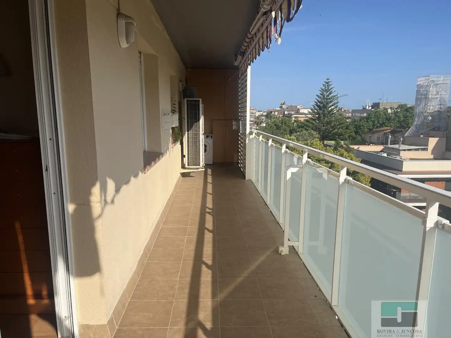 Terrassa de Pis de lloguer en Castelldefels amb Aire condicionat, Parquet i Terrassa