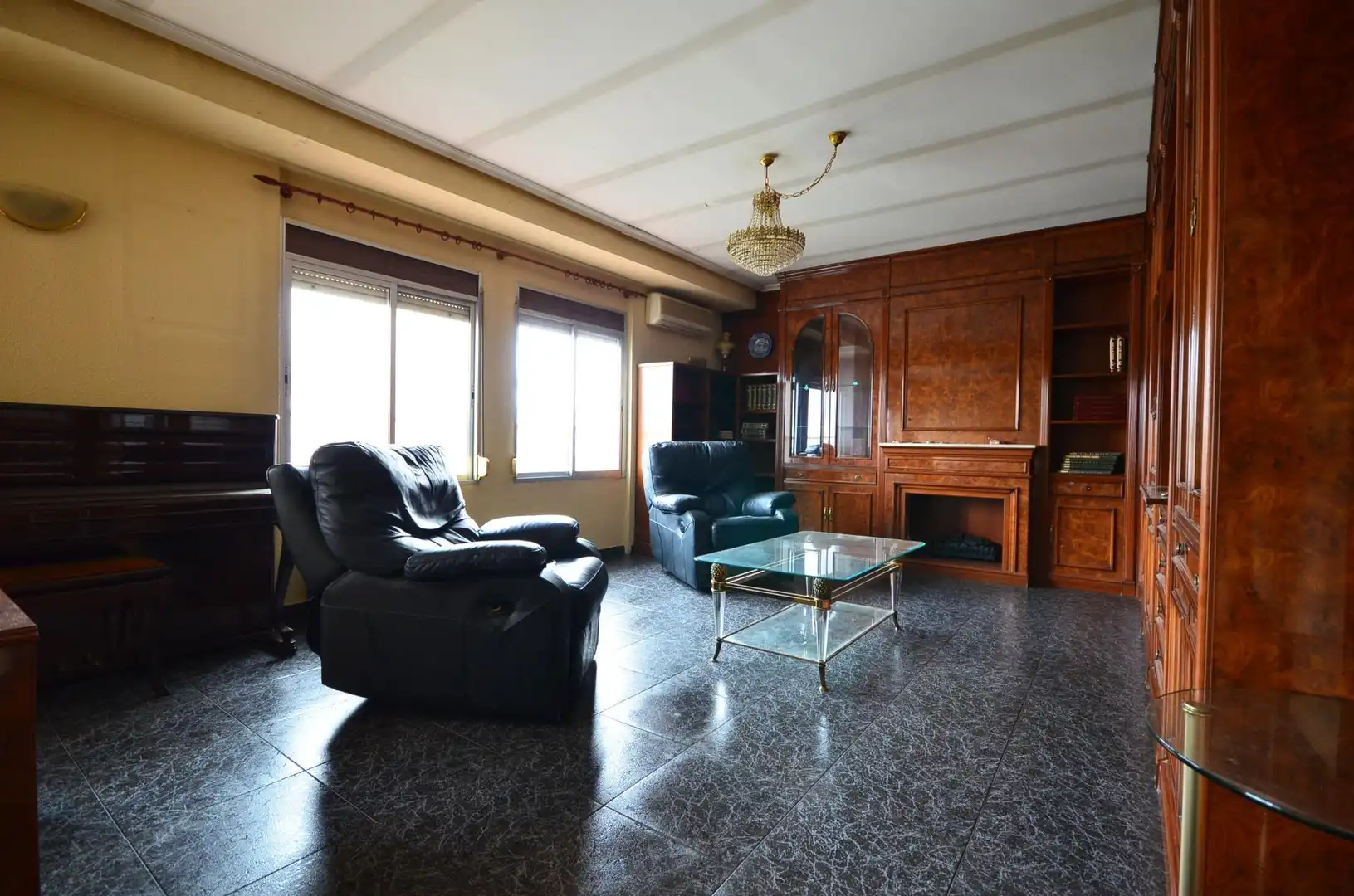 Living room of Attic for sale in Zaragoza  with Air Conditioner, Heating and Terrace