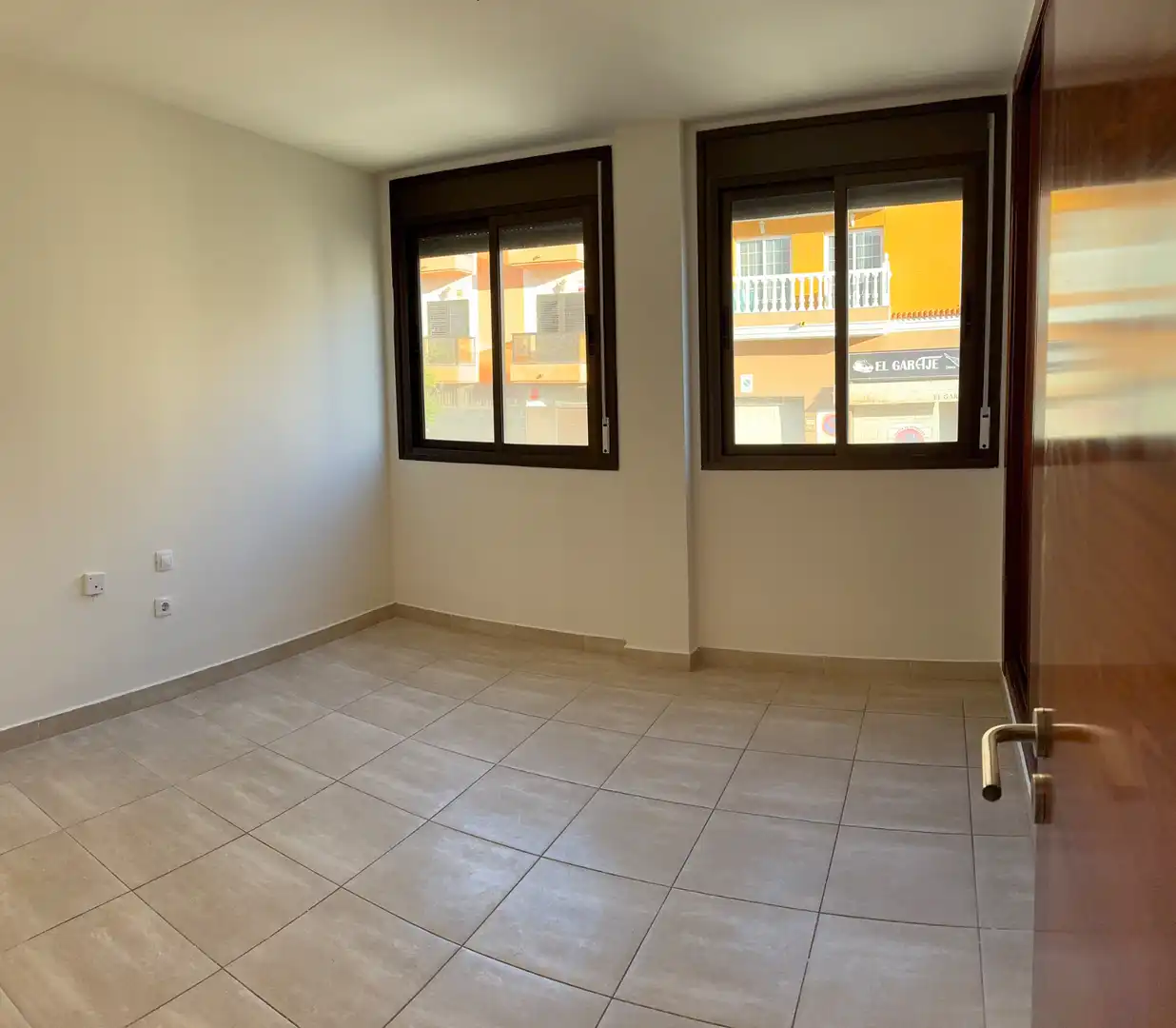 Habitación de Piso de alquiler en Santa Cruz de Tenerife con Horno y Lavadora