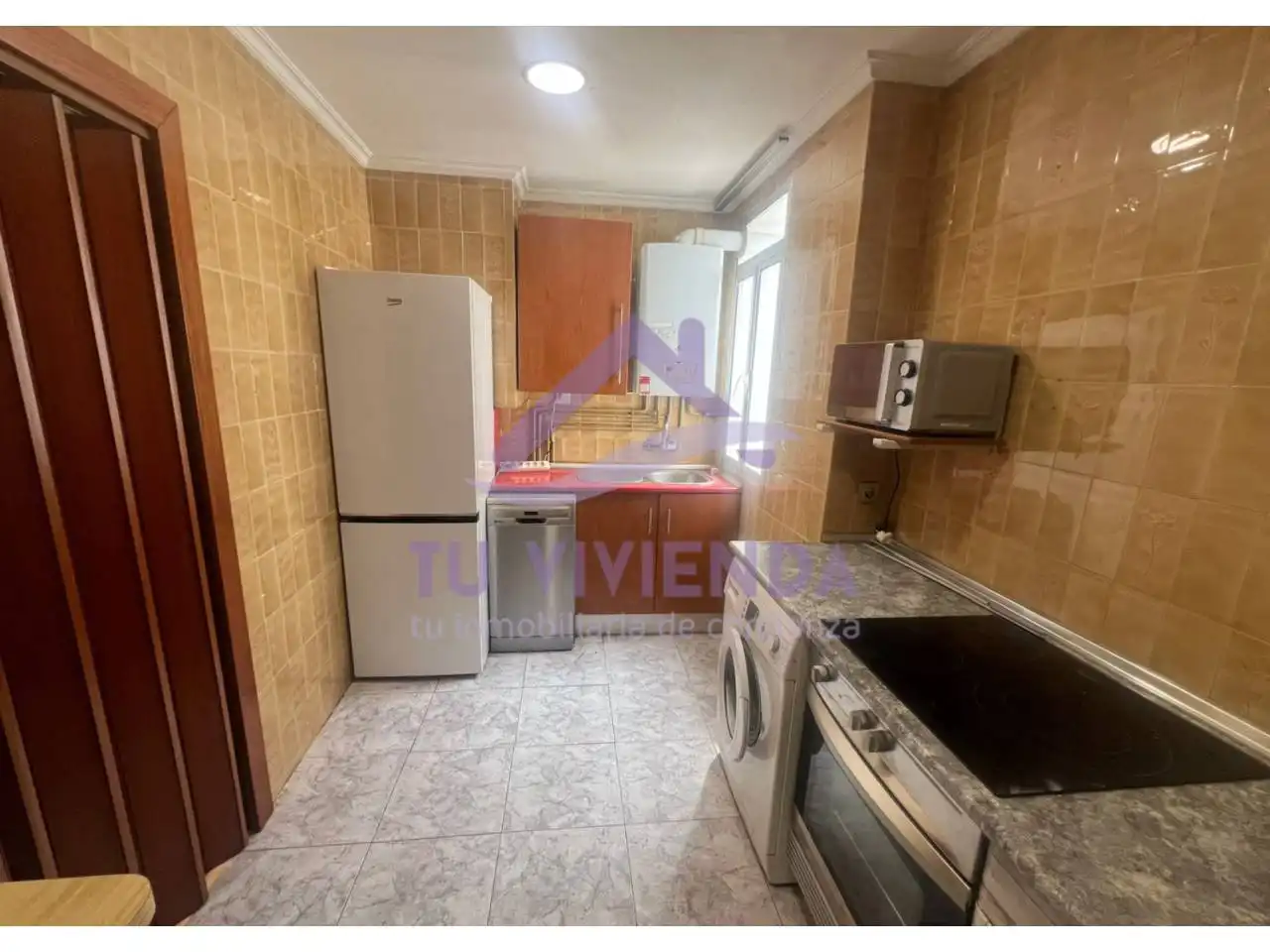 Cocina de Piso en venta en Valladolid con Calefacción, Parquet y Amueblado