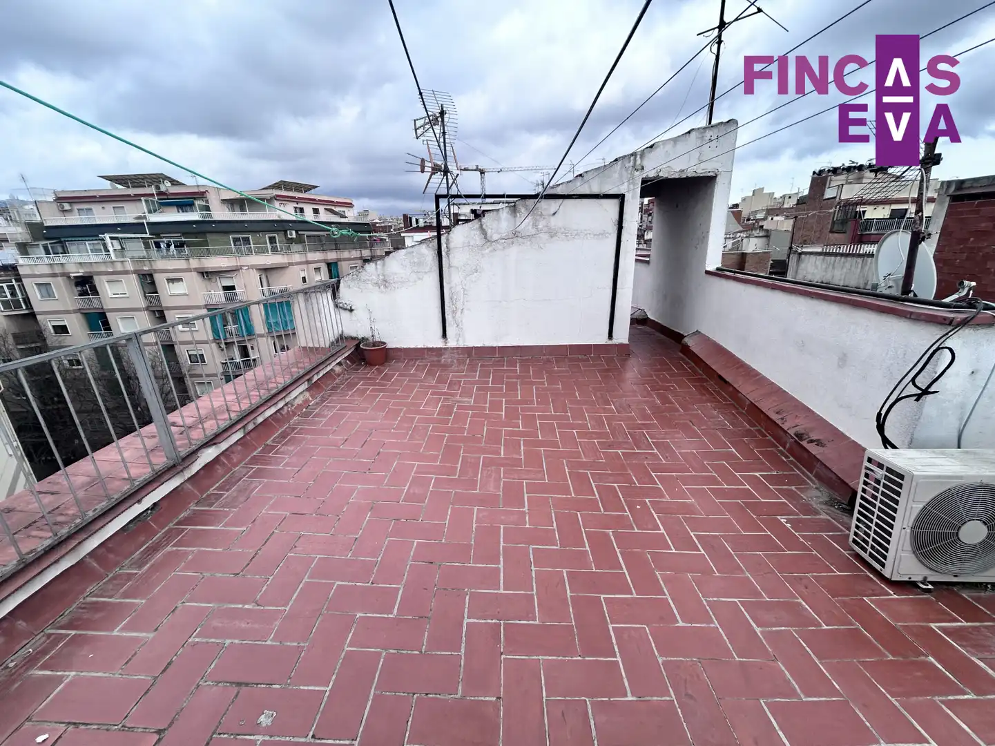 Terrace of Flat for sale in L'Hospitalet de Llobregat