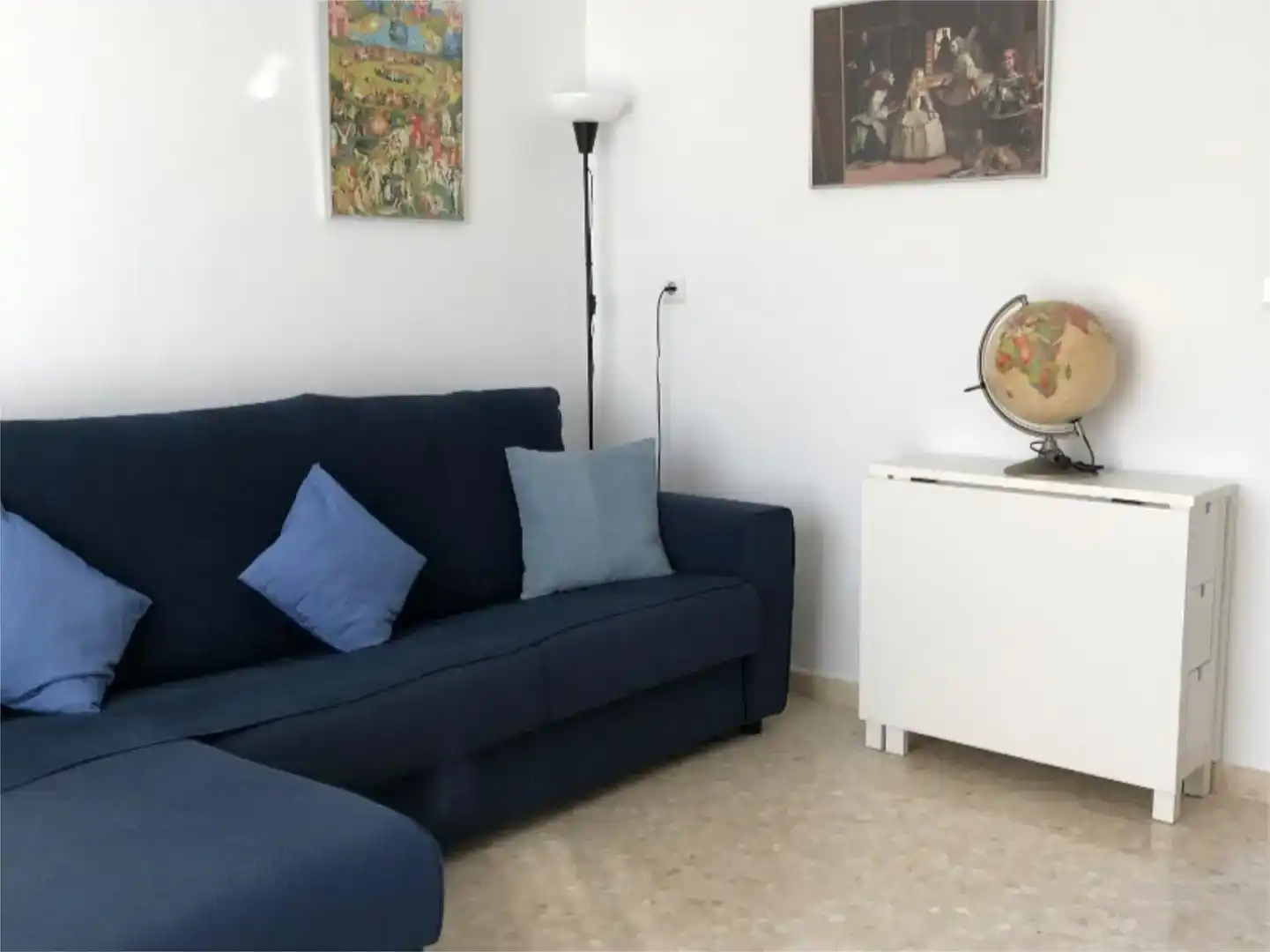 Sala d'estar de Pis en venda en Vélez-Málaga amb Aire condicionat, Traster i Moblat