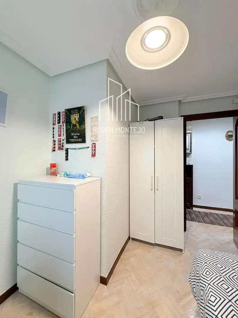 Bedroom of Flat for rent in Salamanca  with Heating, Terrace and Furnished