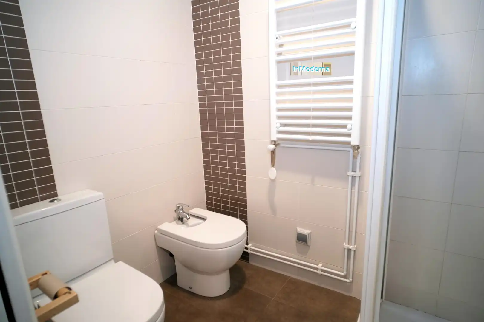Bany de Àtic en venda en Barcelona amb Calefacció, Terrassa i Moblat