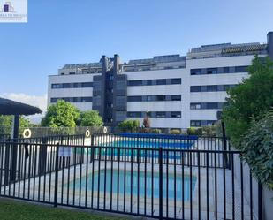 Vista exterior de Planta baixa en venda en Colmenar Viejo amb Calefacció, Jardí privat i Traster