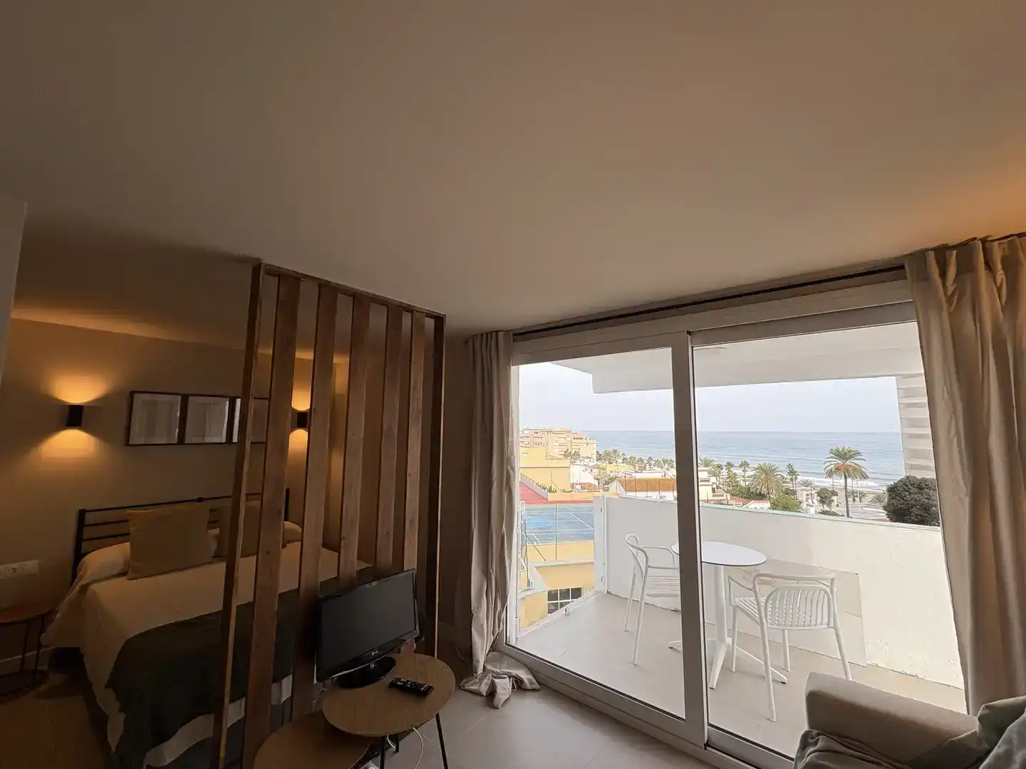Dormitori de Estudi de lloguer en Estepona amb Aire condicionat