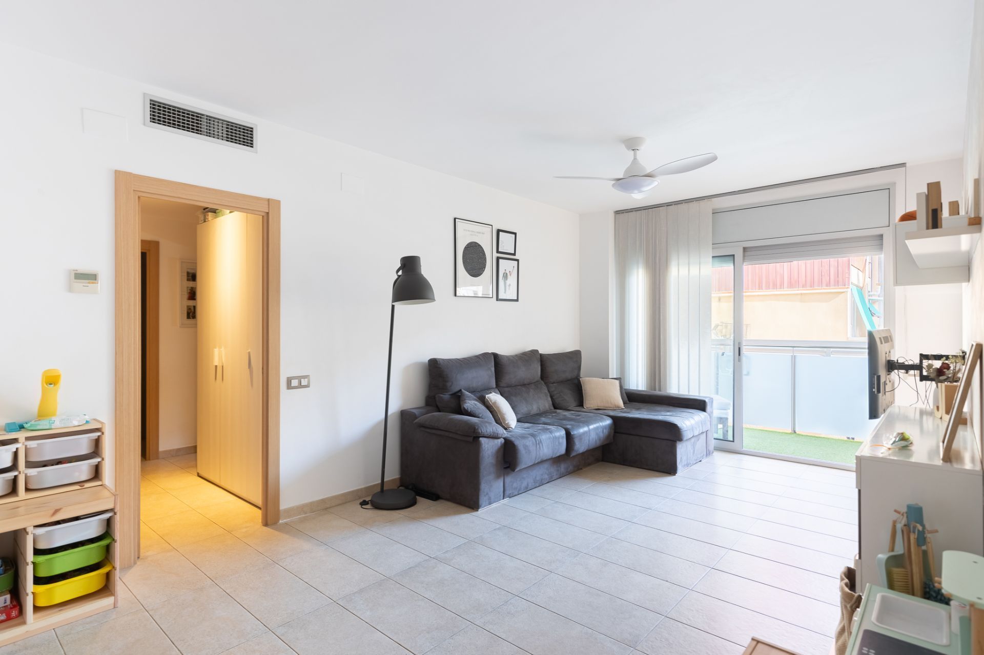 Sala d'estar de Pis en venda en Badalona amb Aire condicionat i Calefacció