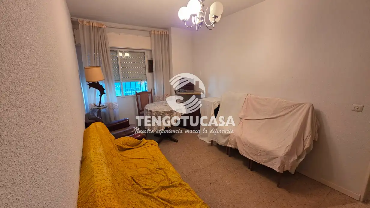 Habitación de Piso en venta en  Madrid Capital con Calefacción, Amueblado y Horno