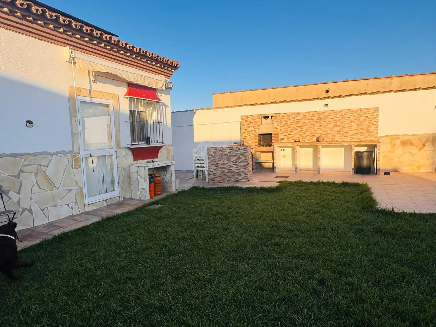 Garden of Houses for sale in Chiclana de la Frontera  with Air Conditioner, Private garden and Storage room