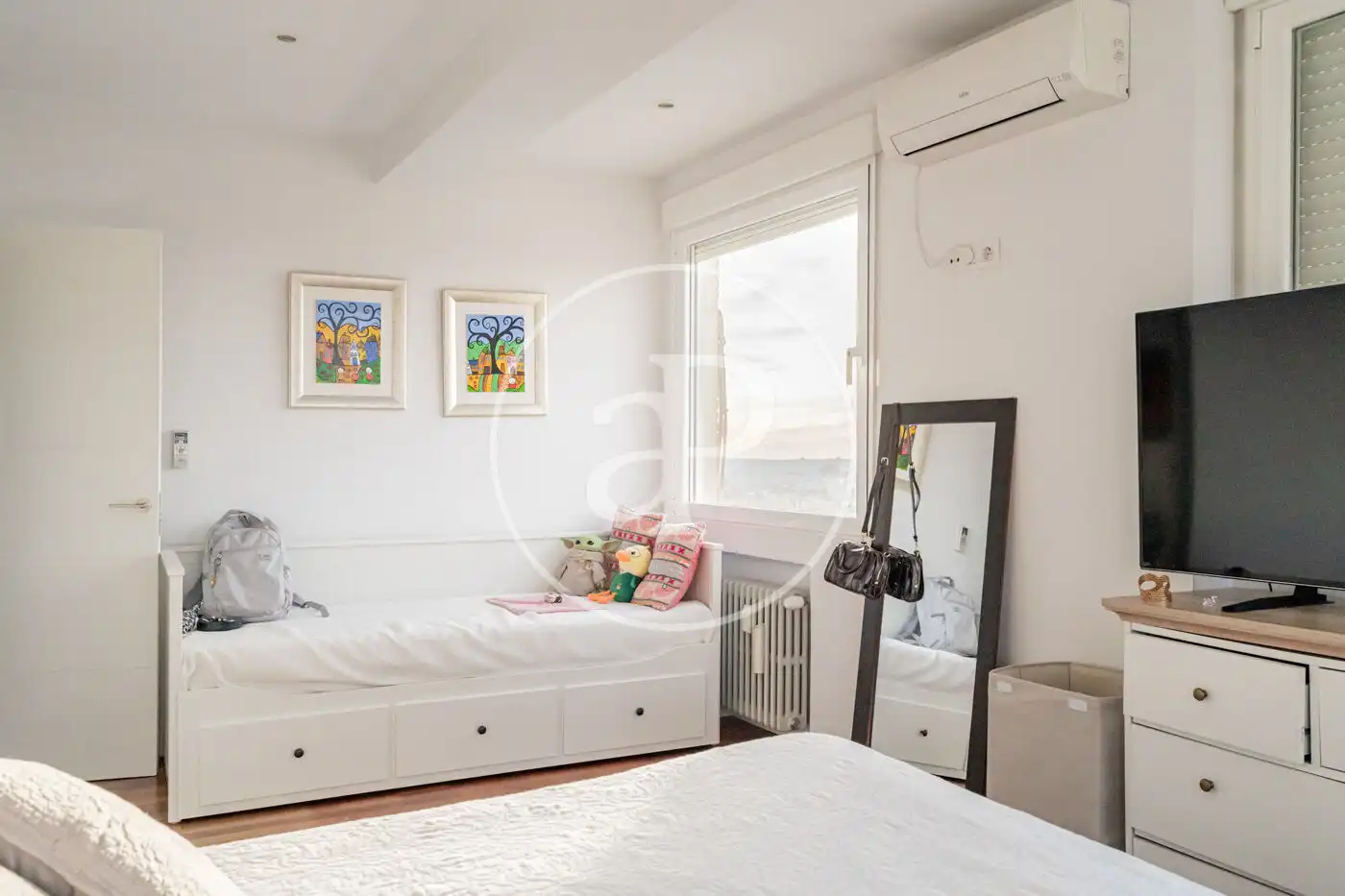Schlafzimmer von Wohnung zum Verkauf in Madrid mit Klimaanlage und Heizung