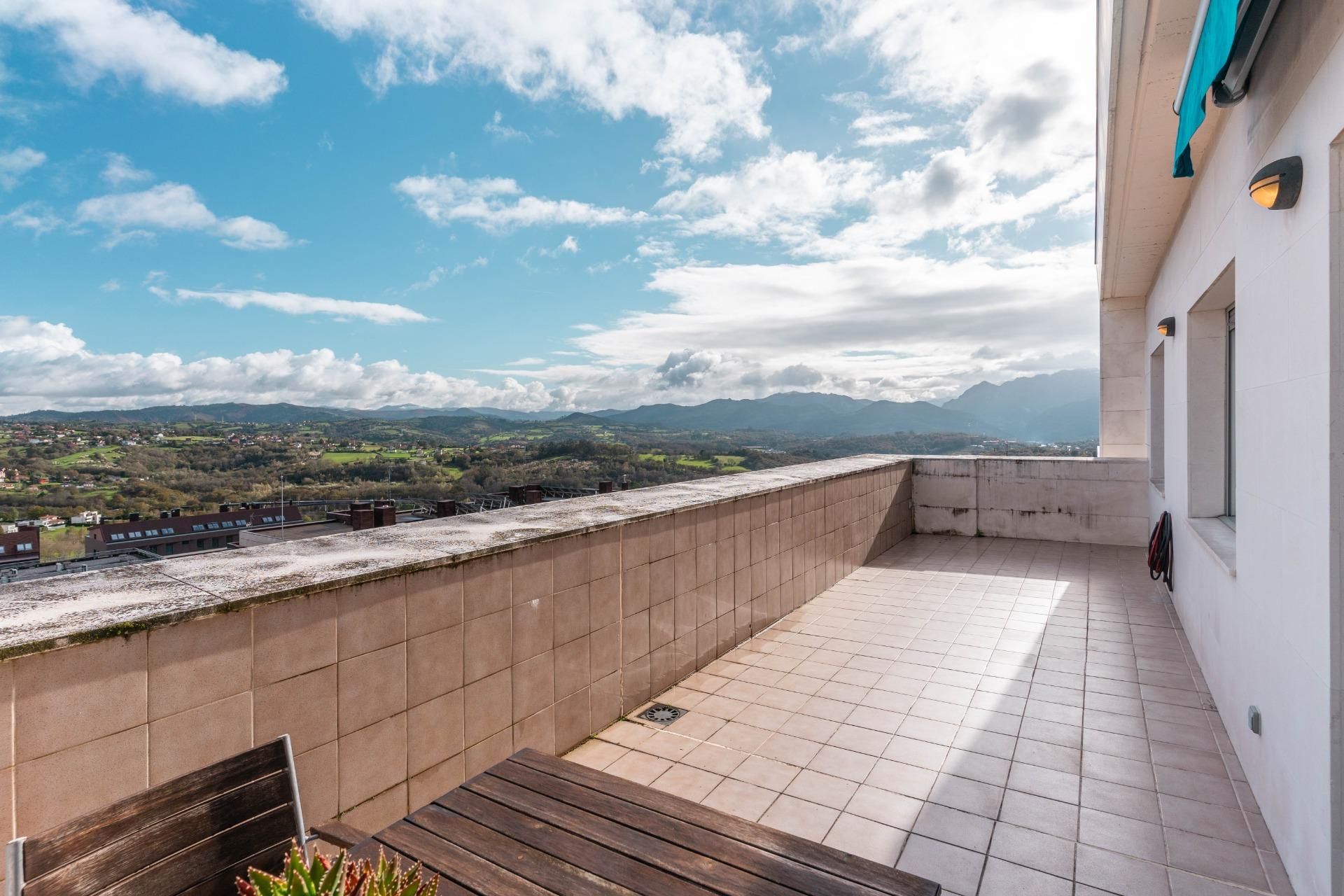 Terrace of Attic for sale in Oviedo   with Heating and Terrace