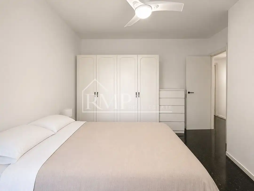 Habitación de Piso en venta en Barcelona con Aire acondicionado, Calefacción y Terraza