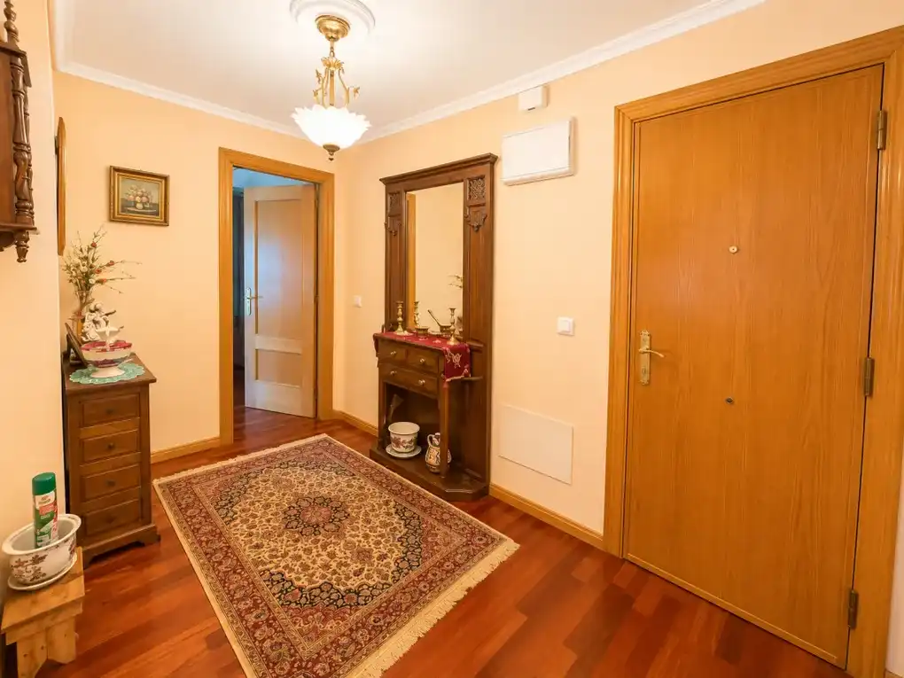 Apartamento en venta en Cabrales con Calefacción y Amueblado