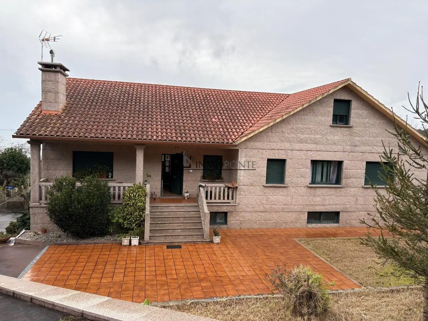Exterior view of Houses for sale in Marín