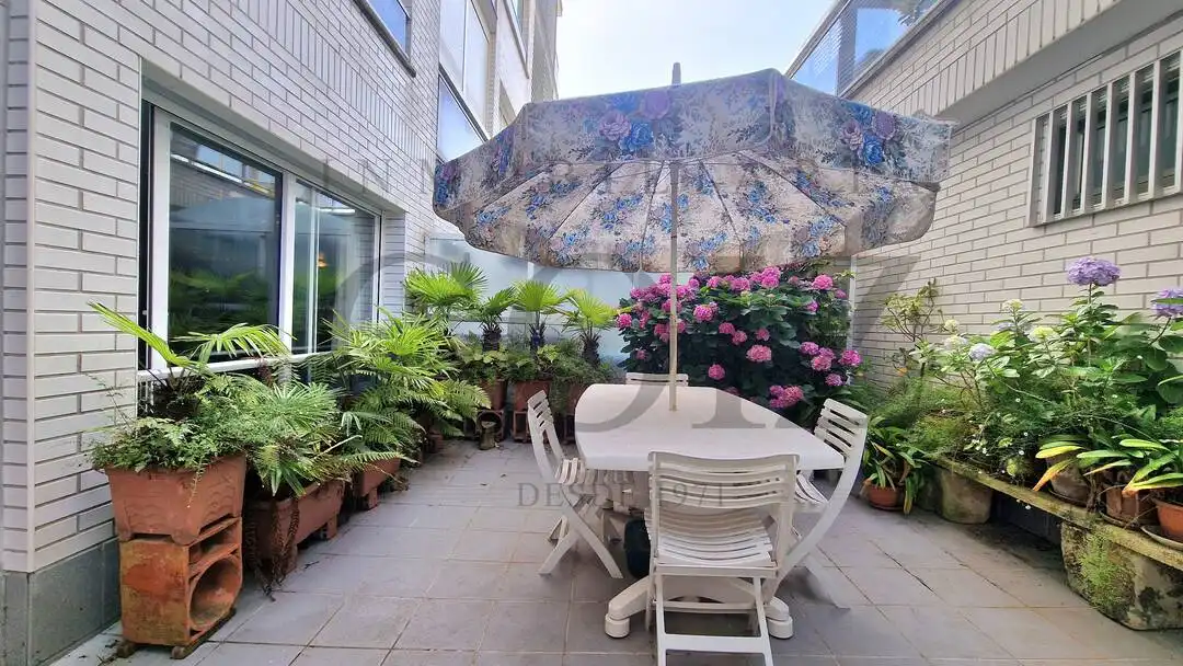 Flat with terrace for sale in Antiguo, imagen 10