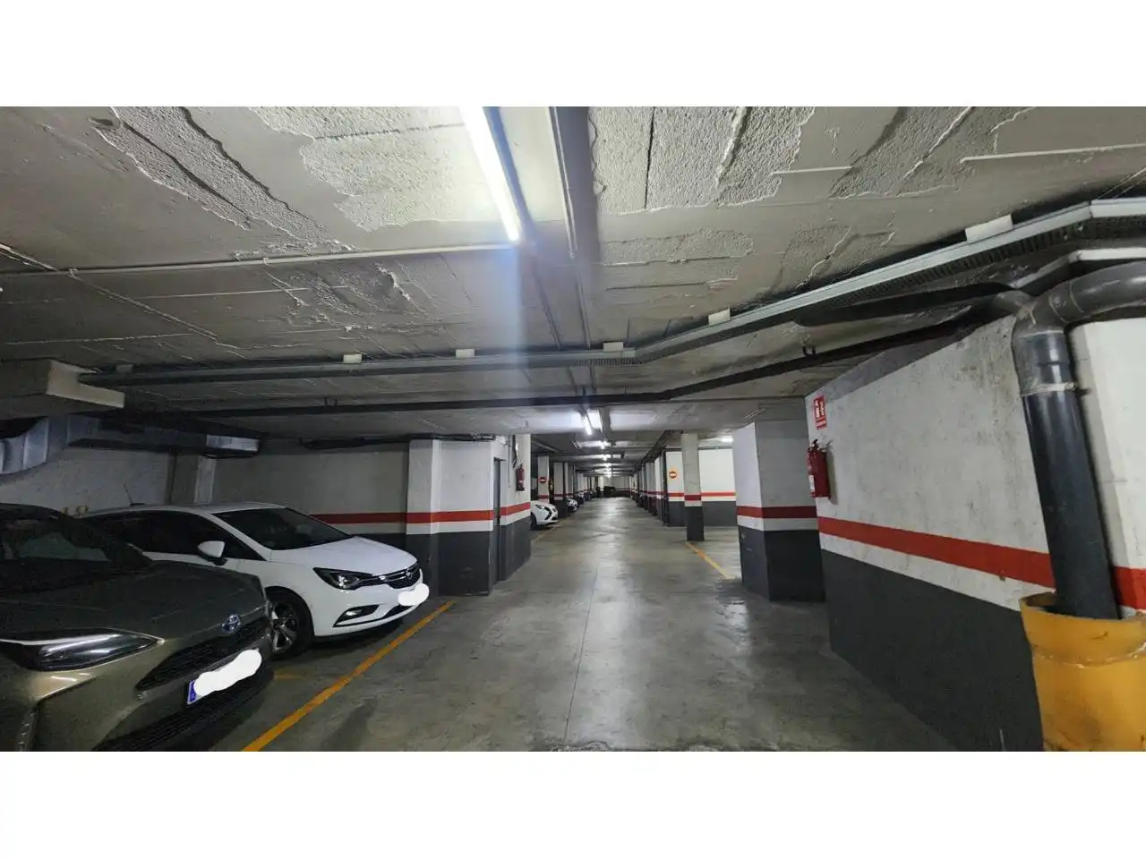 Parking de Piso en venta en Terrassa con Aire acondicionado, Calefacción y Trastero