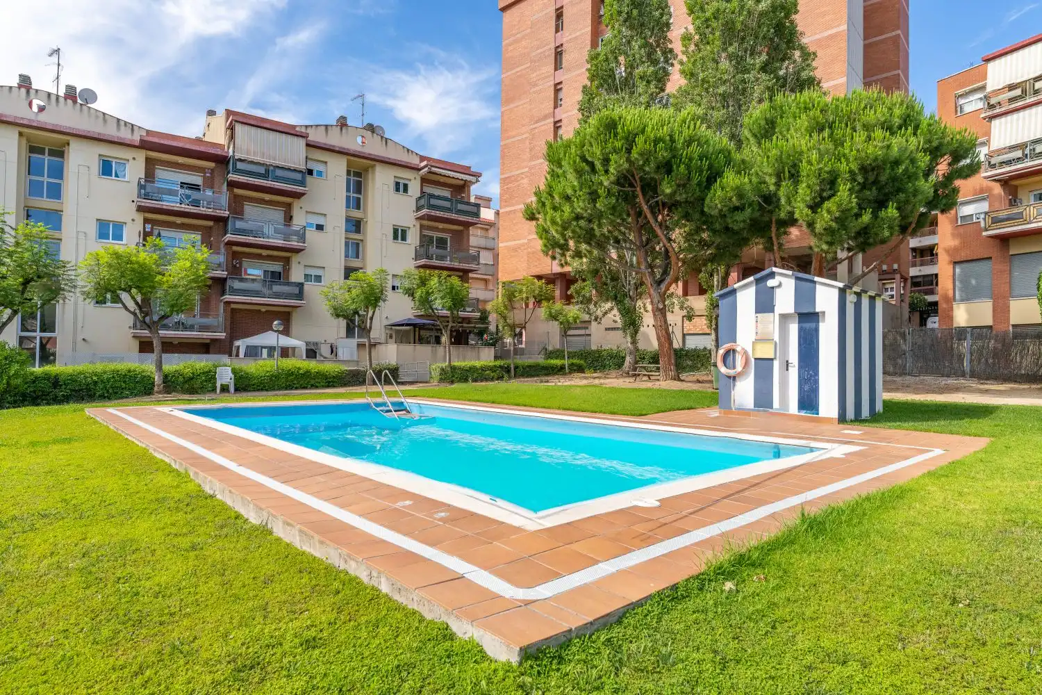 Piscina de Casa adosada en venta en Constantí con Aire acondicionado, Calefacción y Jardín privado