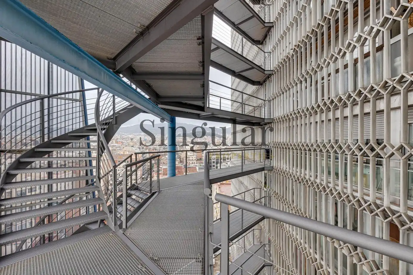 Vista exterior de Piso en venta en Barcelona