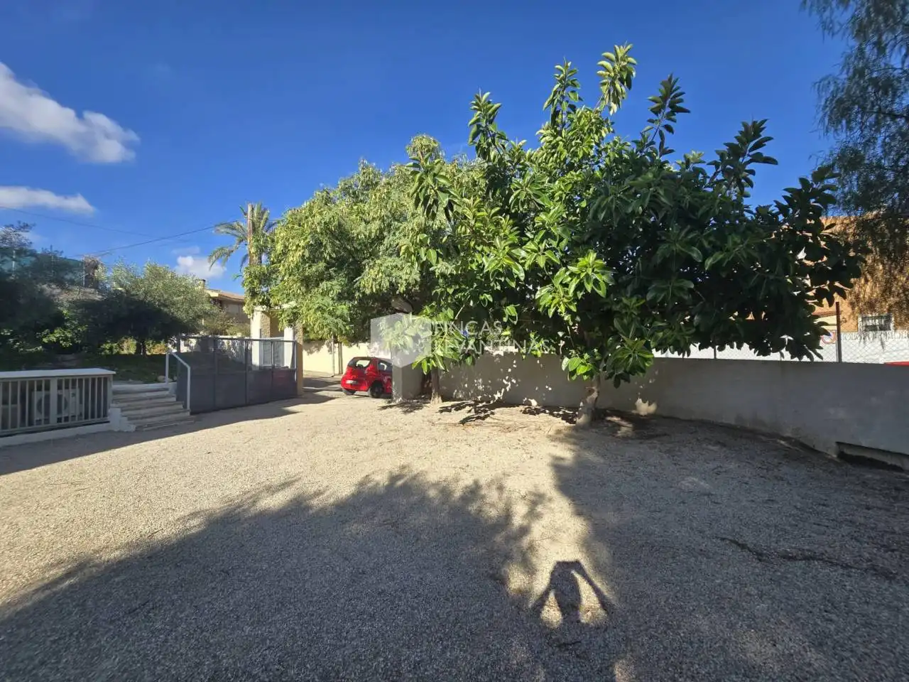 Chalet con piscina en venta en La Huerta, imagen 2