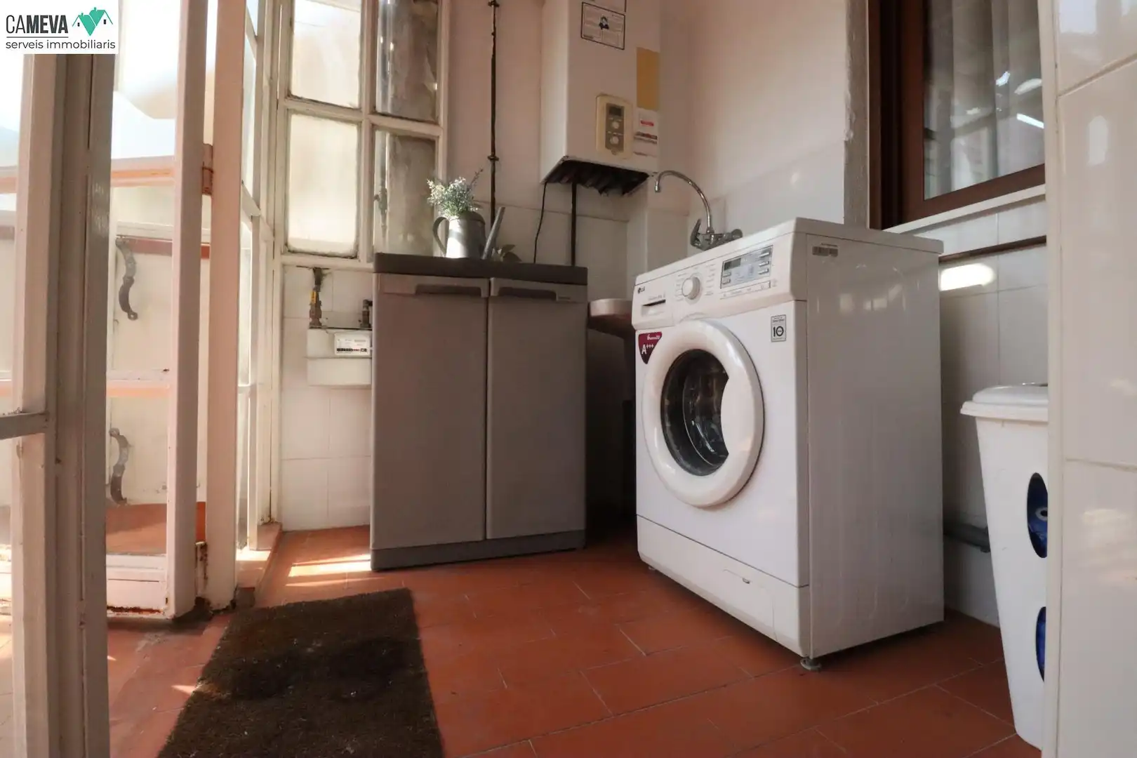 Kitchen of Flat for sale in Sabadell  with Heating, Parquet flooring and Terrace