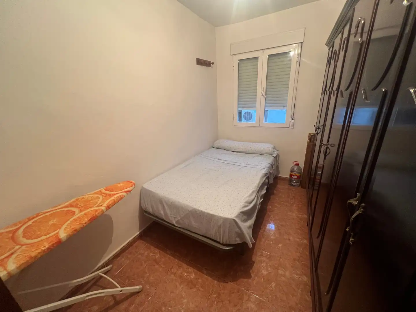 Habitación de Casa adosada en venta en Los Villares con Terraza y Amueblado