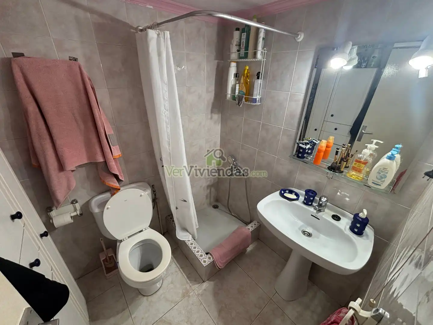 Bathroom of Houses for sale in Cervelló  with Air Conditioner, Heating and Private garden