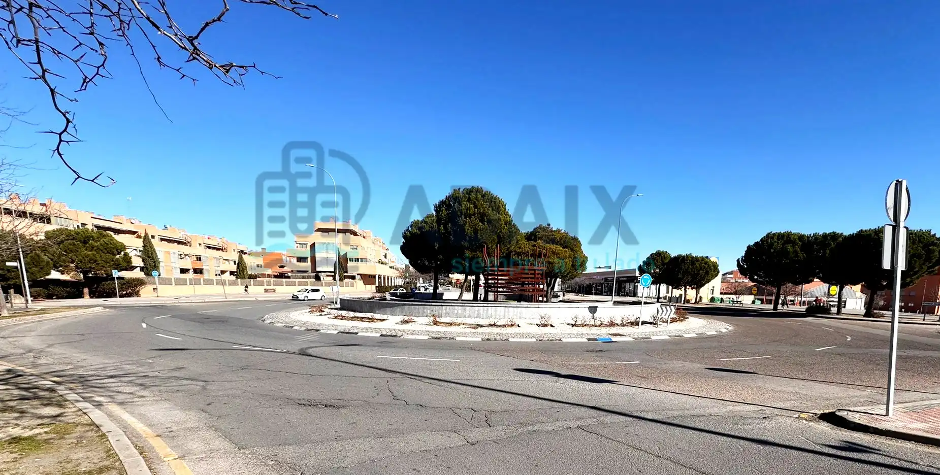 Gewerbefläche zur Miete in Avenida de la Unión Europea