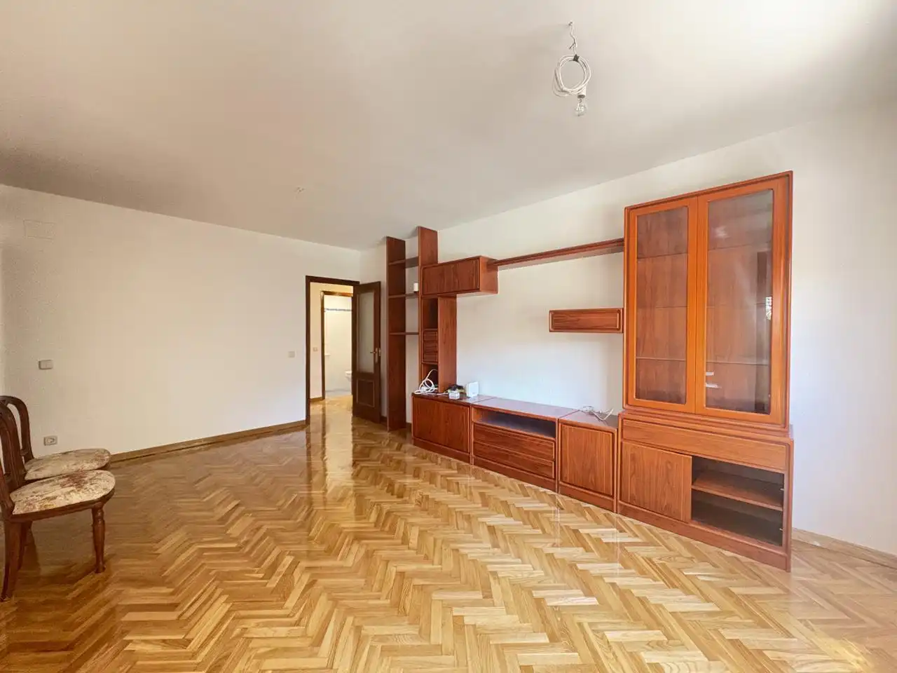 Wohnzimmer von Wohnung zur Miete in Madrid mit Klimaanlage, Heizung und Parkett