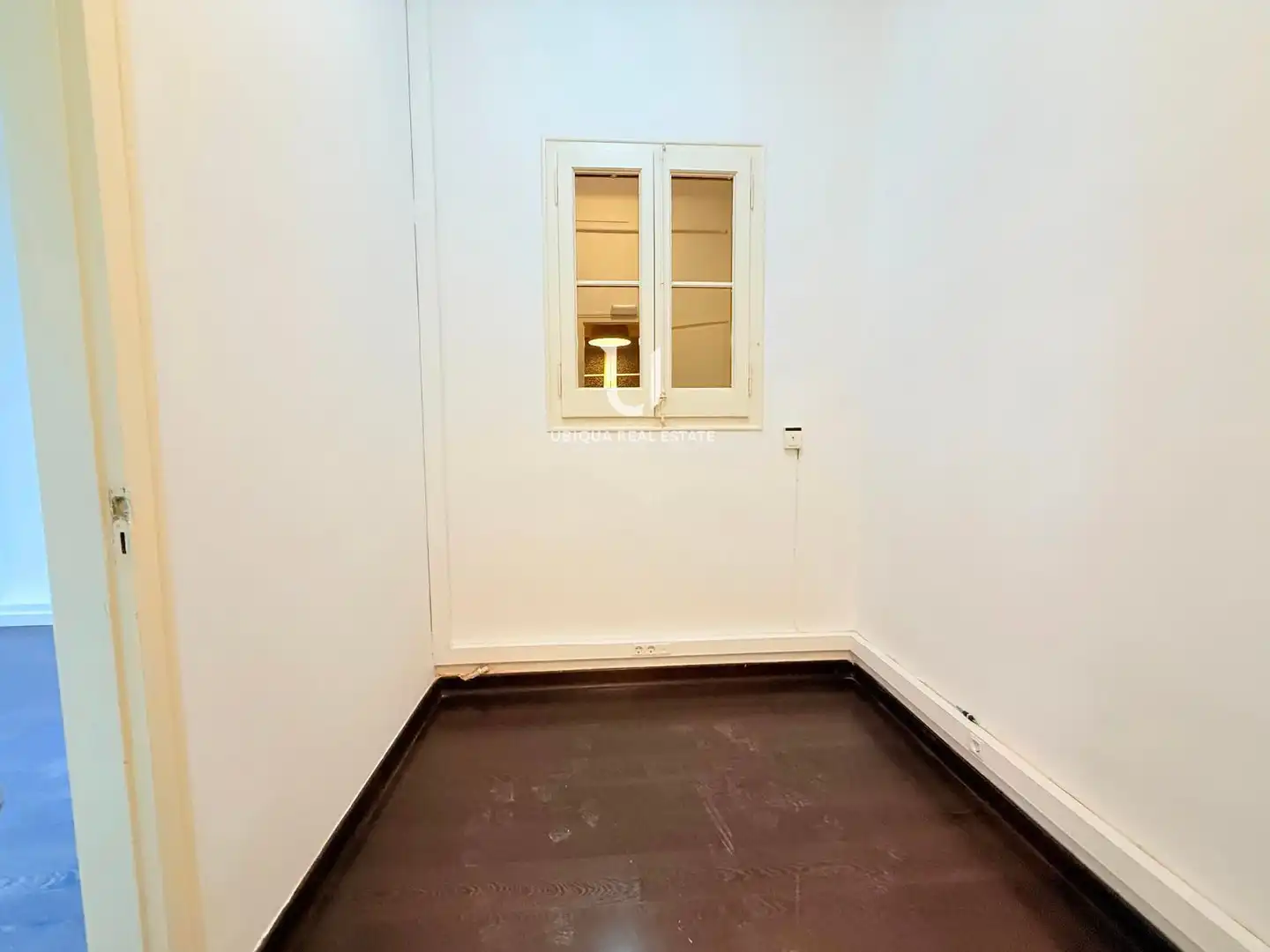 Habitación de Oficina de alquiler en Barcelona con Aire acondicionado, Calefacción y Terraza