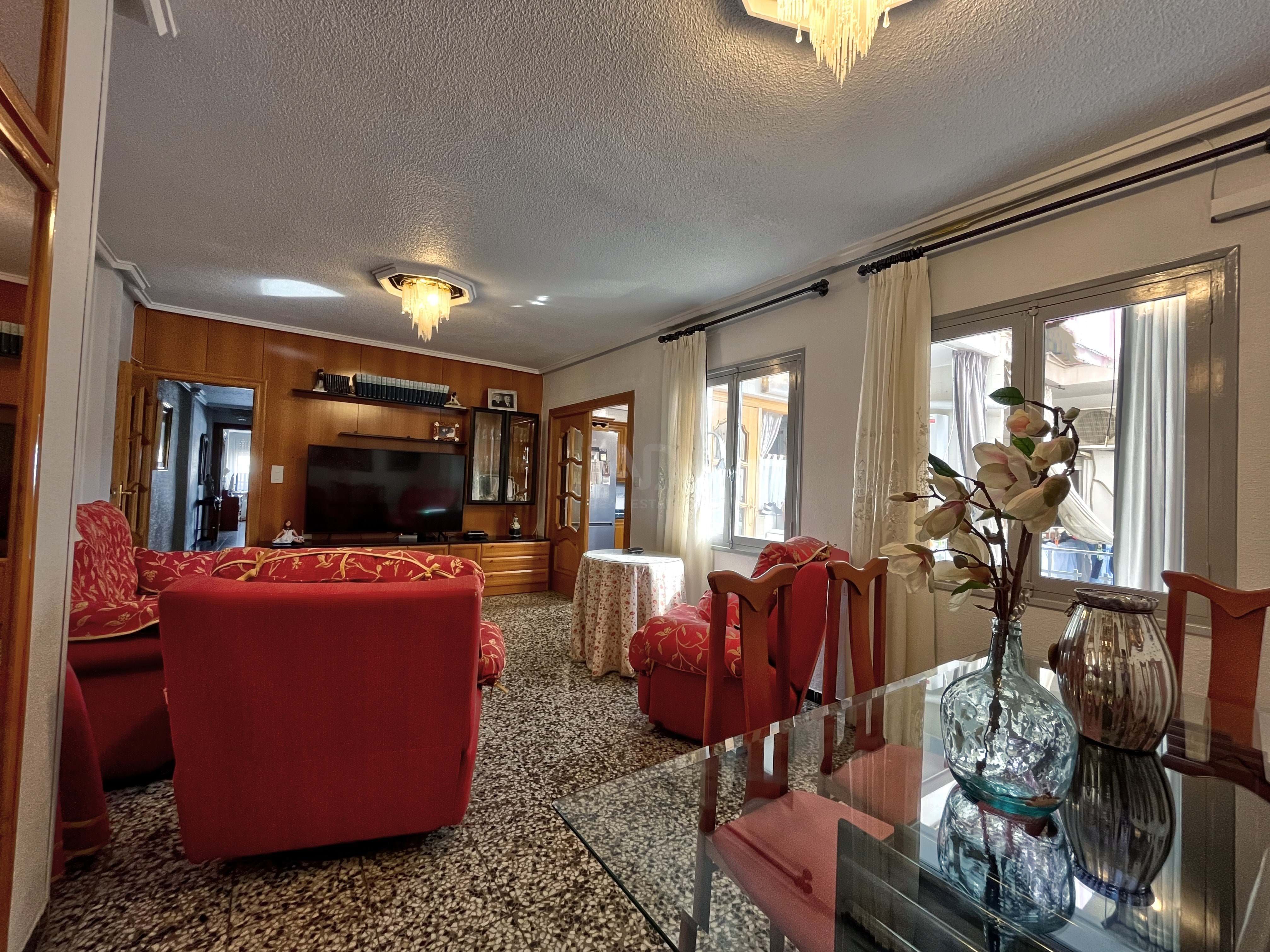 Wohnzimmer von Wohnung zum verkauf in Novelda mit Klimaanlage