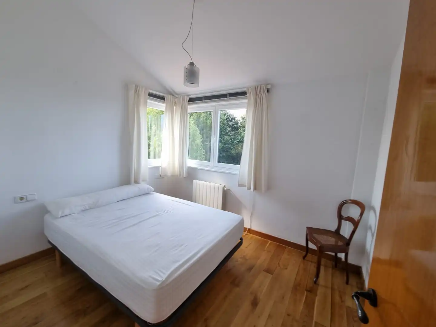 Bedroom of Houses for sale in Miño  with Heating, Parquet flooring and Storage room