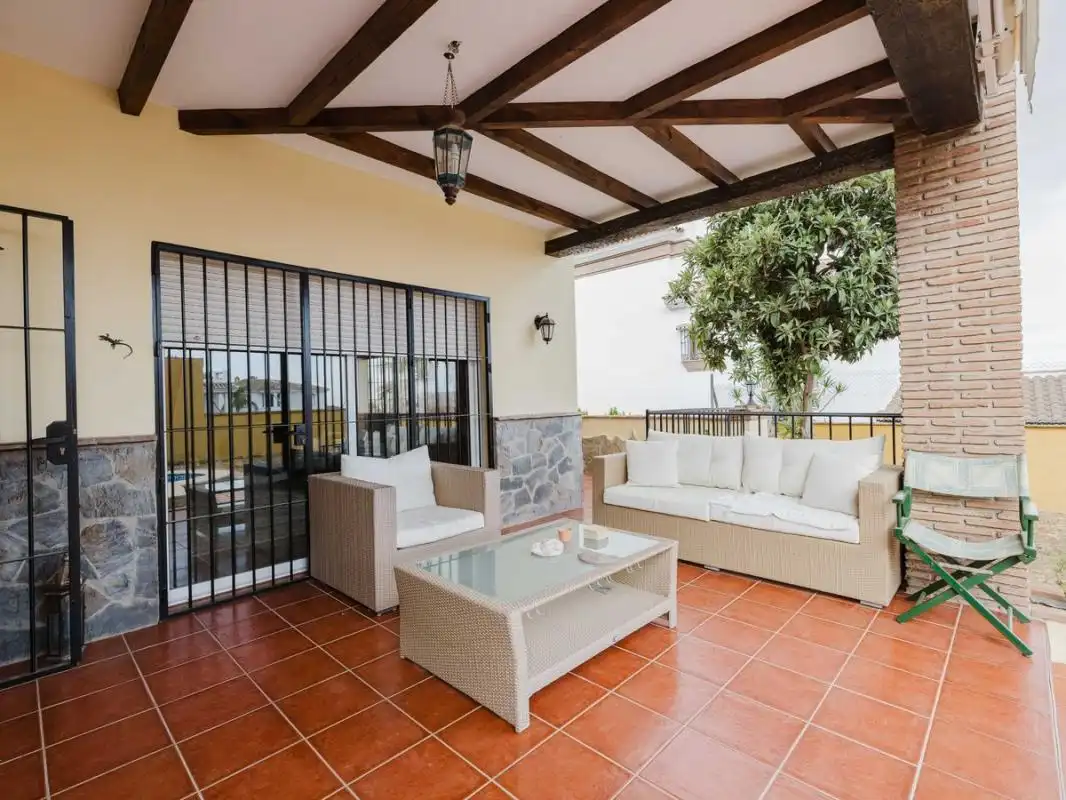 Terrassa de Casa o xalet en venda en Alhaurín El Grande amb Aire condicionat, Calefacció i Jardí privat
