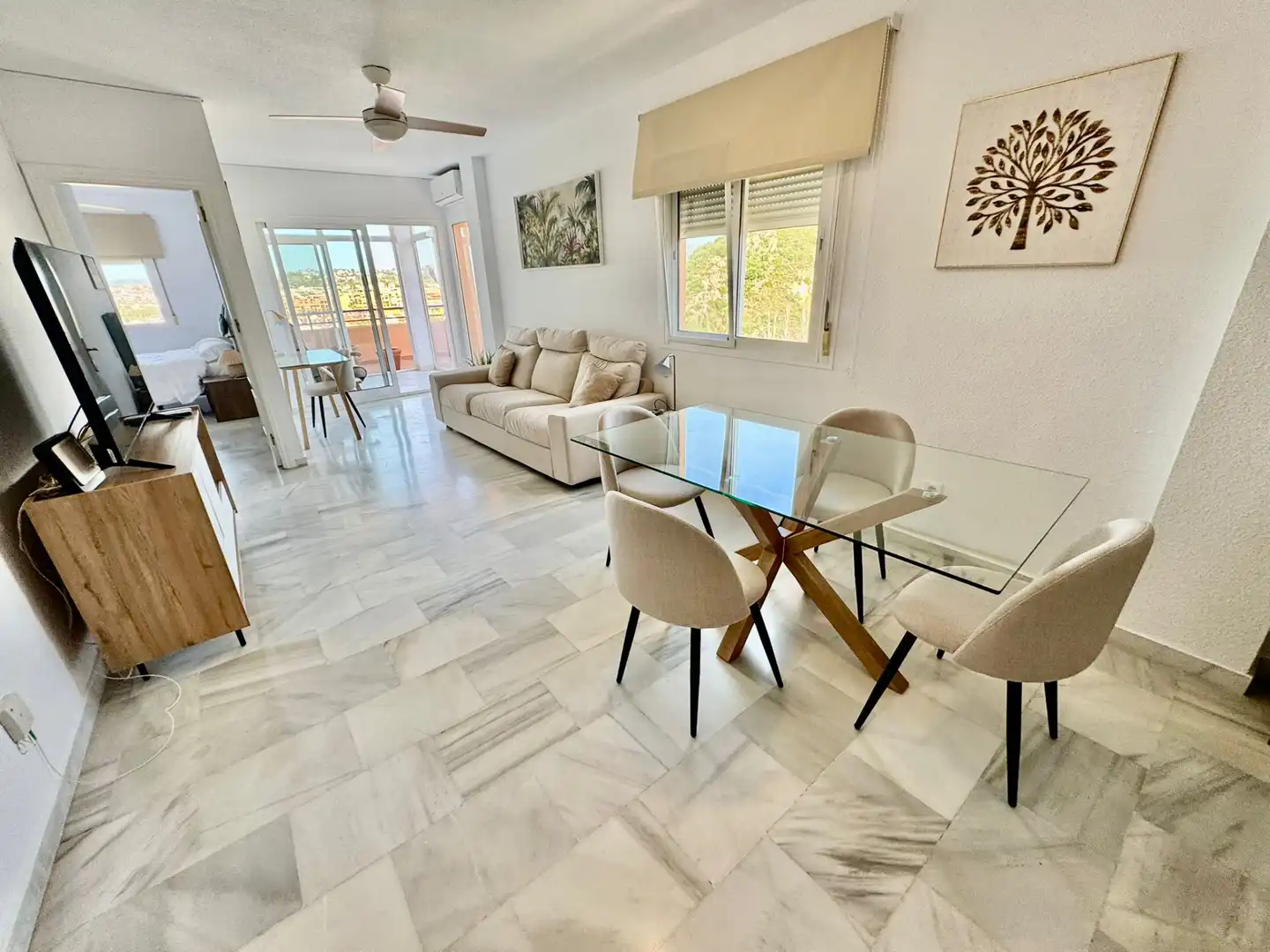Comedor de Apartamento en venta en Fuengirola con Aire acondicionado, Terraza y Amueblado