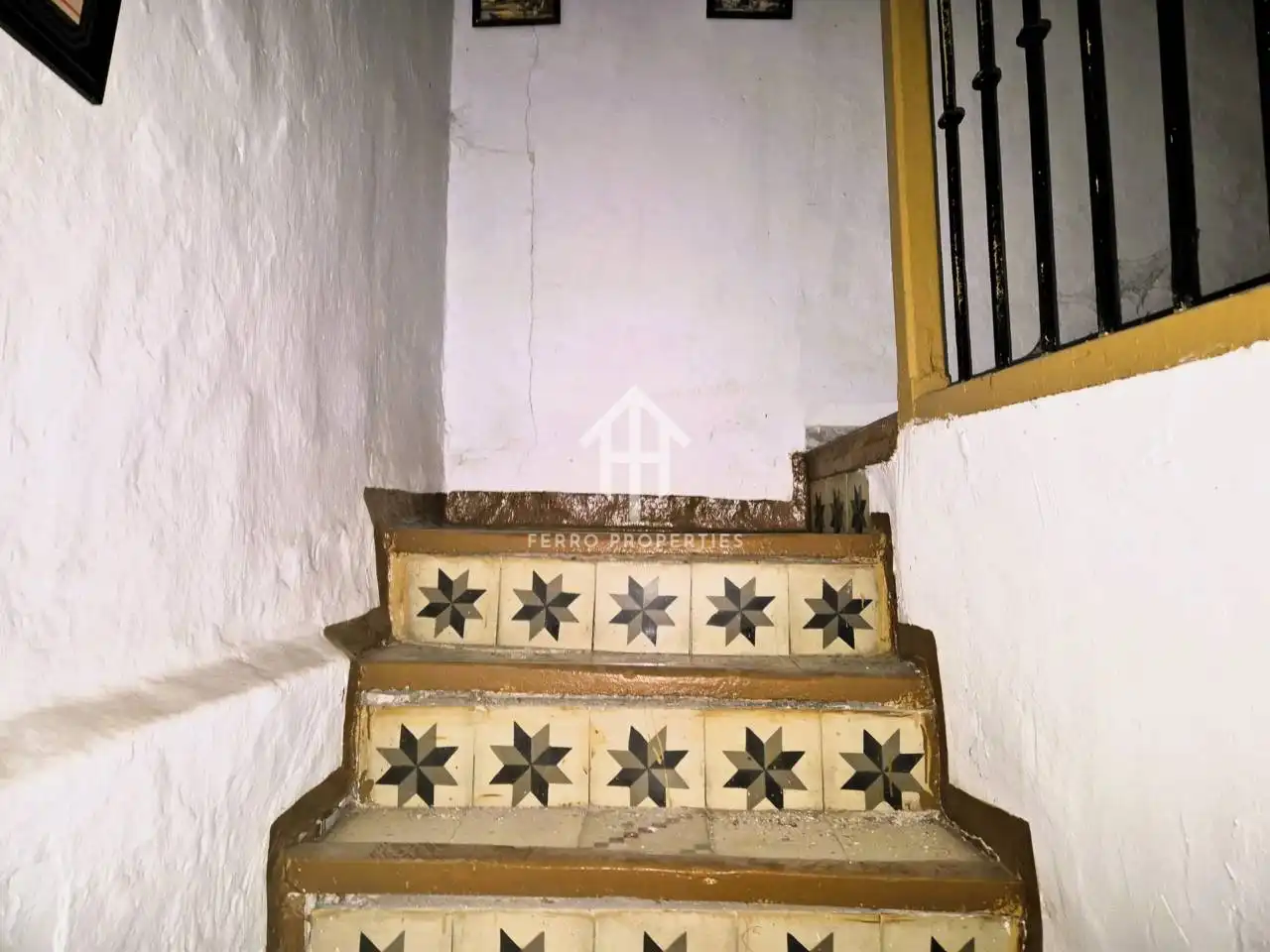 Houses for sale in Calle San Isidro, 1, Loja