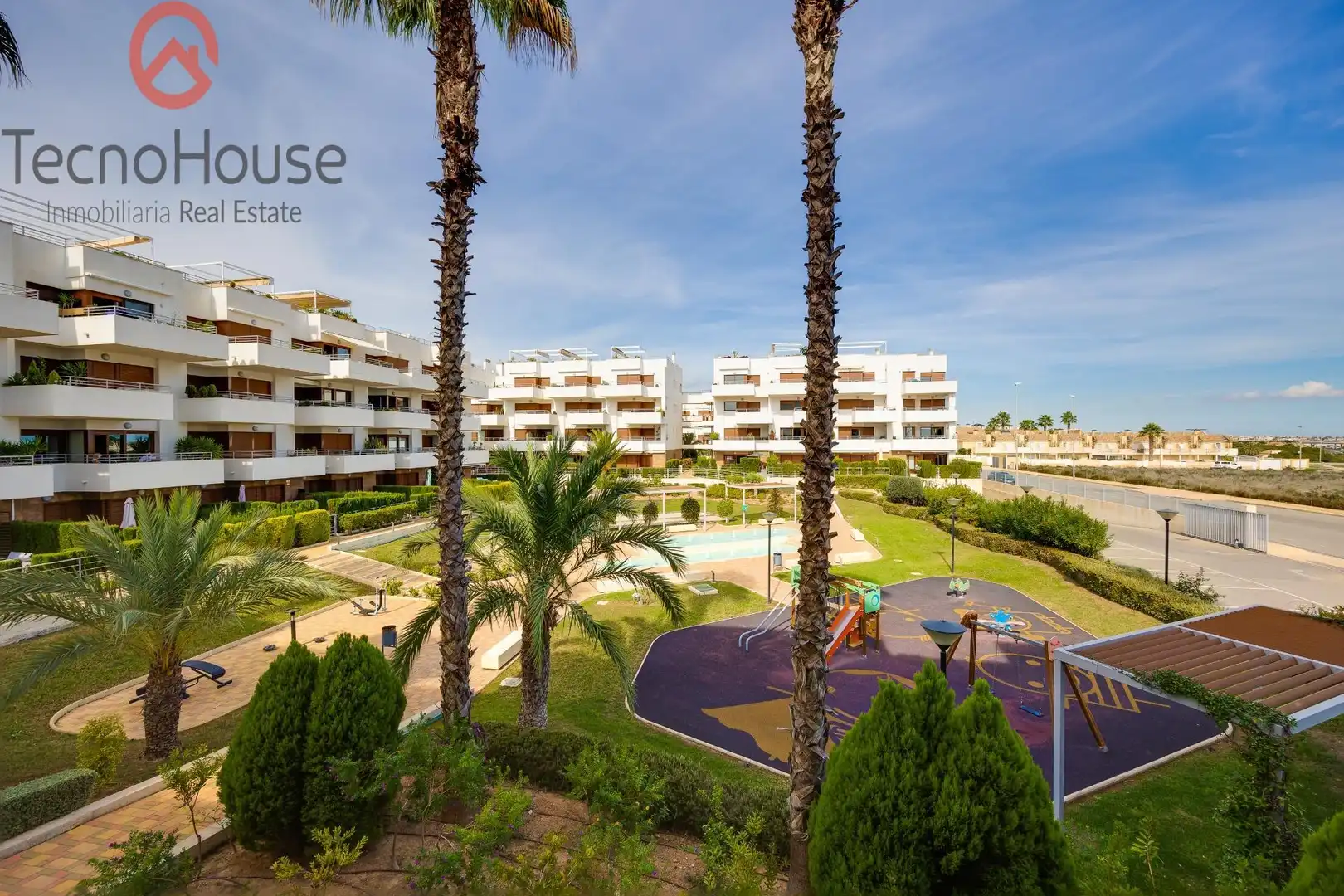 Vista exterior de Apartament en venda en Orihuela amb Aire condicionat, Calefacció i Jardí privat